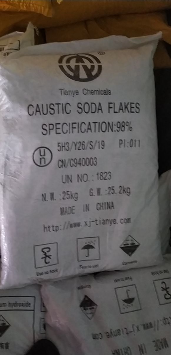 NaOH - Cautic soda Flakes 98% - Đài Loan